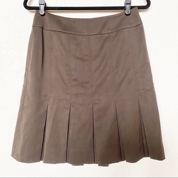 Carlisle 100% Wool Brown Pleated Skirt Size 4 - Picture 1 of 9